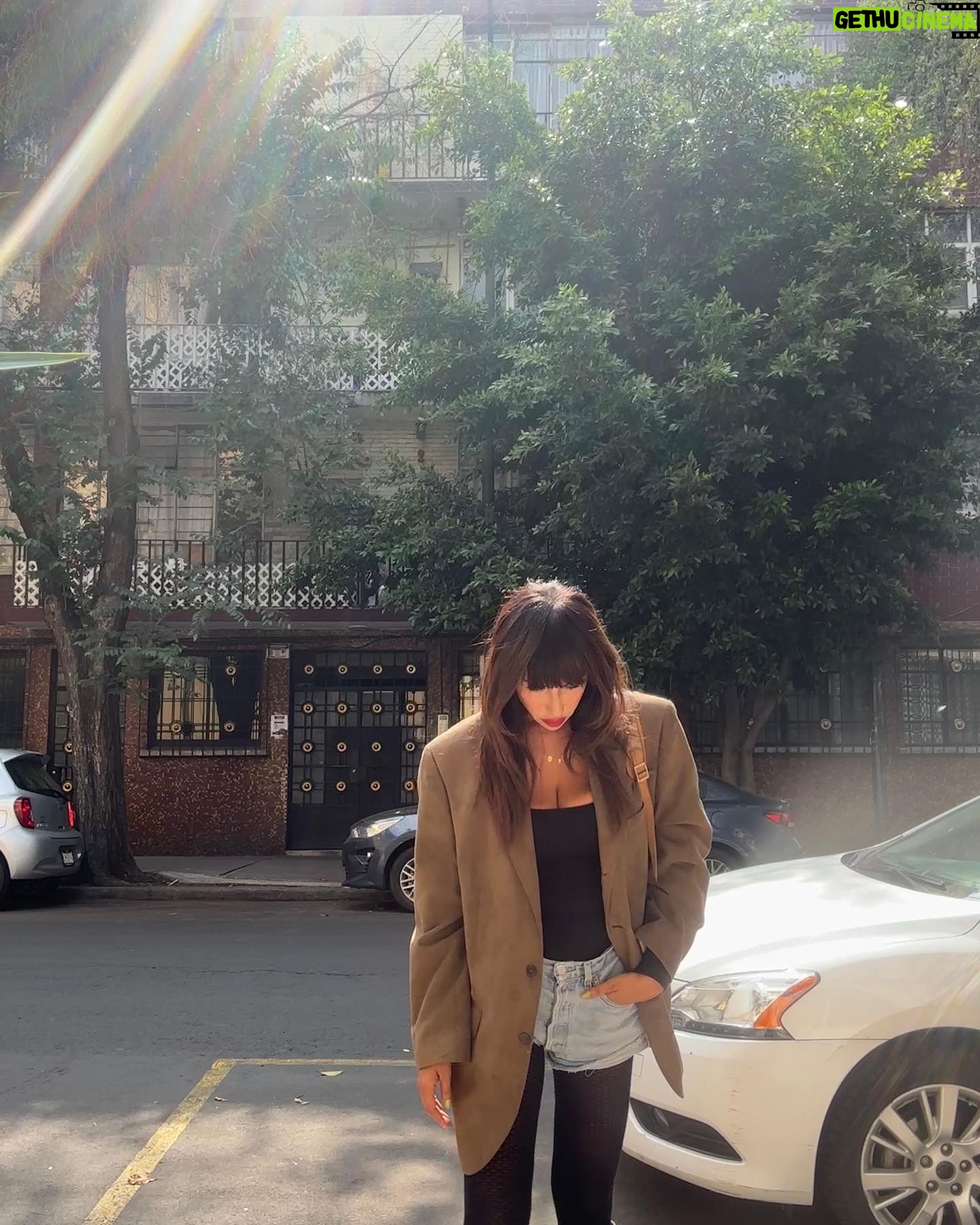 Jackie Cruz Instagram - Back to non mommy status. Música @jose_delaparra