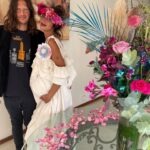 Jackie Cruz Instagram - Baby Shower Tingz. 👶 👶. Gracias a todos por haberme hecho el honor de compartir conmigo y hacerme sentir muy especial. Los bebés, Fernando y yo estábamos muy feliz y agradecido. If you want to know a little more about my sweet day please check out the link in Bio. Thank you @peopleenespanol @peoplechica for the beautiful article. Photography by the talented @elenakosharny 📸