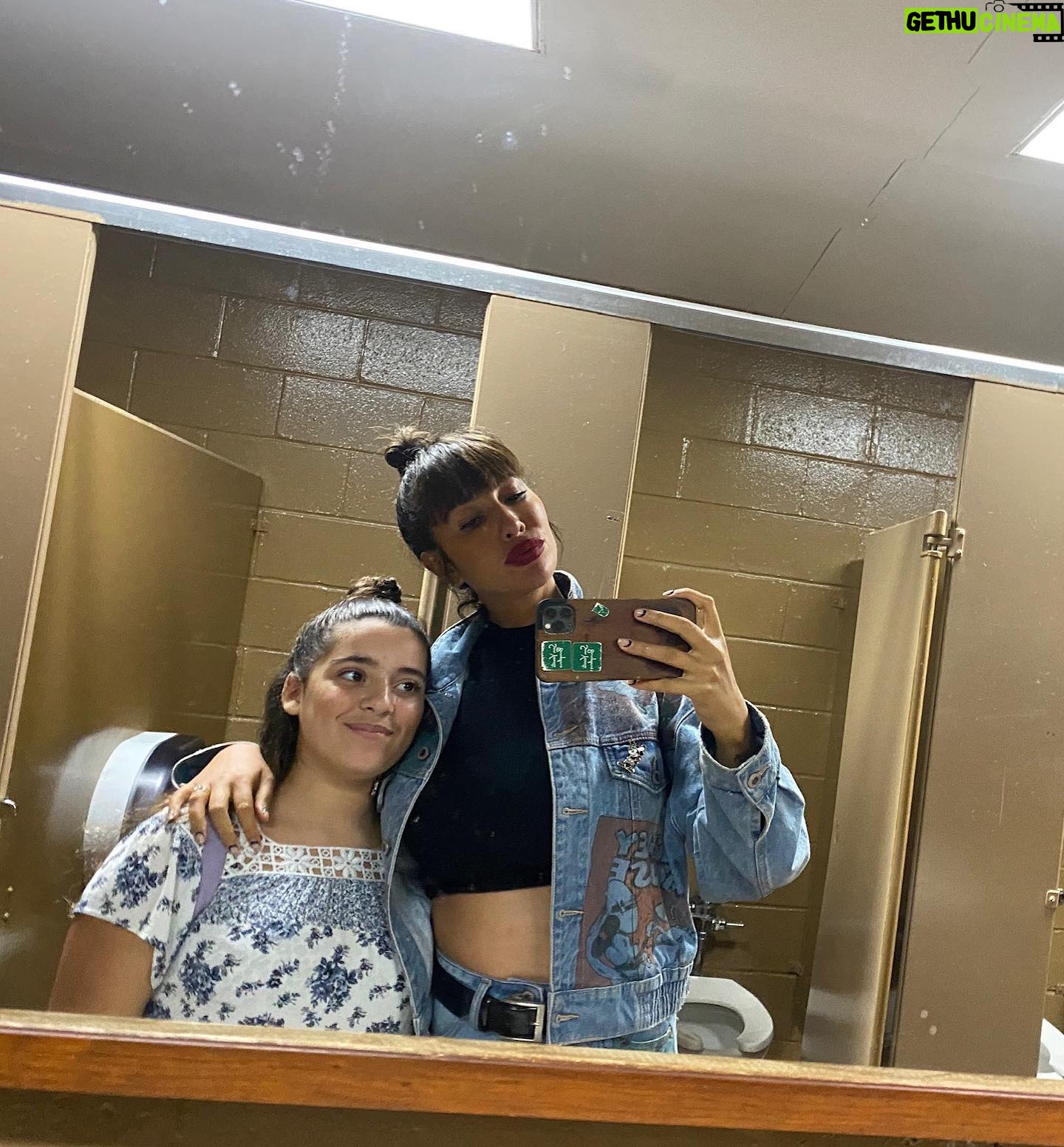 Jackie Cruz Instagram - #Swipe ~ Been chilling lakeside with family, wbu?
