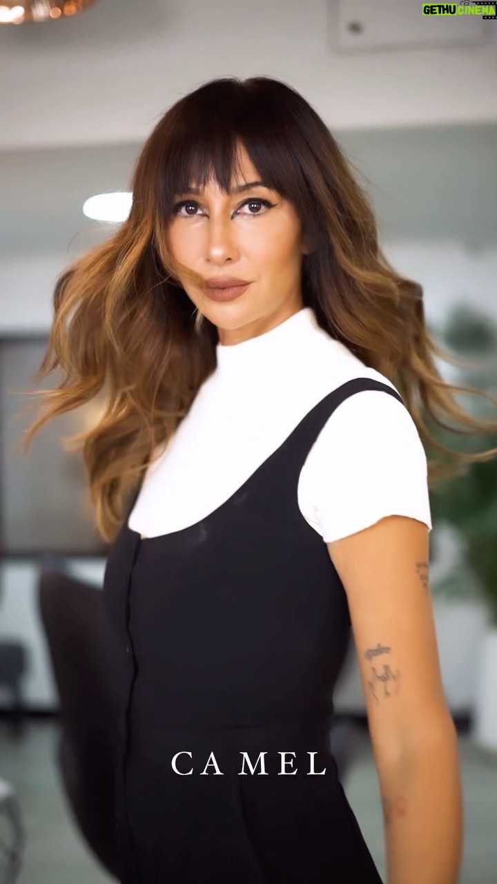 Jackie Cruz Instagram - Balayage camel para @jackiecruz ♥️ #balayage #balayagecaramel #peluqueriasbogota