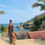 Jackie Cruz Instagram - ¿Te gusta la vista? 🌴🌊