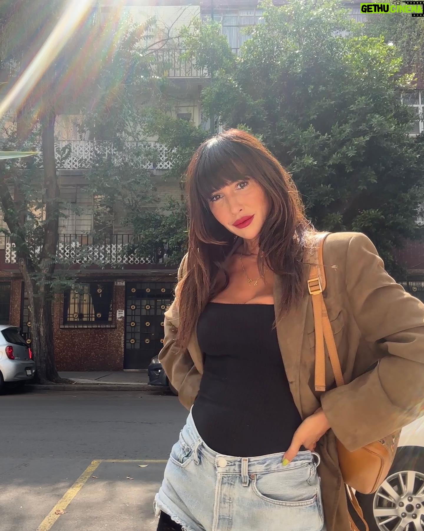 Jackie Cruz Instagram - Back to non mommy status. Música @jose_delaparra