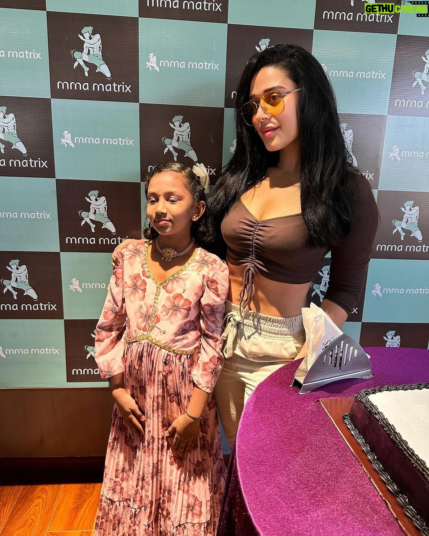 Jackie Shroff Instagram - Reposted from @mmamatrixgym Wow, what an incredible launch for our newest addition to the MMA Matrix family in Ahilyanagar!🎉The energy was electric, and the enthusiasm was contagious, making it a super successful and incredibly welcoming event. A special thank you to the Shroff Family and more so to @kishushroff who graced us with her presence.💕 We couldn’t be more thrilled to introduce this fantastic space, complete with top-notch equipment, skilled trainers, and an exceptional staff dedicated to helping you reach your fitness goals. Whether you’re a seasoned athlete or just starting your fitness journey, there’s a place for you here at MMA Matrix Ahilyanagar. Join us in revolutionizing the way we approach fitness and wellness. Step into a community that celebrates progress, embraces diversity, and fosters growth. Don’t miss out on the opportunity to be a part of something extraordinary. Sign up now and embark on your fitness revolution with us!💪 #FitnessRevolution #MMAFamily #JoinUs #MMAMatrixGym ✅ @tigerjackieshroff @kishushroff @ayeshashroff @pawanbagga @mmamatrixgym @mmamatrixgymahilyanagar