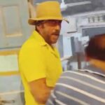 Jackie Shroff Instagram - 𝑨𝒑𝒏𝒆 𝒄𝒉𝒂𝒌𝒌𝒊 𝒌𝒊 𝒊𝒛𝒛𝒂𝒕 𝒌𝒂𝒓𝒐, 𝑩𝒉𝒊𝒅𝒖! 𝑨𝒖𝒓 𝒆𝒌 𝒔𝒆𝒍𝒇𝒊𝒆 𝒂𝒑𝒏𝒆 𝒄𝒉𝒂𝒌𝒌𝒊 𝒘𝒂𝒍𝒆 𝒌𝒆 𝒔𝒂𝒂𝒕𝒉 𝒍𝒆𝒌𝒆 𝒃𝒉𝒆𝒋𝒐, 𝒘𝒊𝒕𝒉 𝒕𝒉𝒆 𝒉𝒂𝒔𝒉𝒕𝒂𝒈 #𝑨𝒑𝒏𝒊𝑪𝒉𝒂𝒌𝒌𝒊