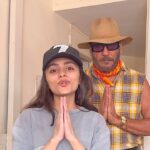 Jackie Shroff Instagram - Bhoomi Namaskar from me and my best buddy @apnabhidu . Together we begin our journey to save our Bhoomi, our beloved land that has given us so much that sometimes it’s hard to comprehend. Hand in hand we will restore our ecosystem. So join hands with the Bhamla Foundation for the this year’s World Environment Day, and let’s begin our quest to restore and rehabilitate our Bhoomi. WE ARE #GENERATION RESTORATION [ Bhoomi Namaskar, Jackie Shroff, World Environment Day, UNEP, United Nations, Bhamla Foundation, Ecosystem Restoration, Generation Restoration, Ped Lagao]