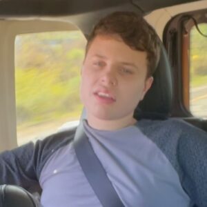 Jacqueline Laurita Instagram - My handsome Nick just enjoying his weekly weekend drive up and down the PCH and all over the O.C. 🤗💕🫶🏼☀️🌊 (I could have gone without seeing the poor little lizard in the birds mouth. 🙄 Maybe they’re just friends.🤷🏻‍♀️)