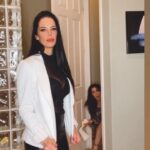 Jacqueline Laurita Instagram – Is over 40 (& 50) too old to be  doing reels on Instagram? 👀