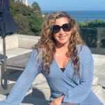 Jacqueline Laurita Instagram - Just two girls in the #malibu sun having fun! 👯‍♀️☀️Always the best time doing girl time with my dear friend @erriettelenasdesign 💕 I somehow can never take my photoshoots by friends seriously, but here it is. 📸🤪 A little Rest and relaxation, mixed with a lot of fun and a lot of laughs is exactly what was needed. 🫶🏼👯‍♀️ (More videos and pictures from Malibu in my story )