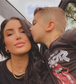 Jacqueline Laurita Instagram - Happy Birthday my beautiful 31 year old @ashleemalleo ! I love you! Each year brings it’s share of good times, as well as it’s challenges. I know 30 has been a challenging year for you, with a lot of changes. All of this is meant to be part of your story, your journey,  and it’s bringing you to exactly where you’re meant to be. You are strong enough to overcome any obstacle. New doors and experiences will keep opening up for you. Keep exploring. Keep learning, growing and evolving. That’s living! You’re beautiful, smart, funny, and you are a fantastic Mother. You have all the tools you need to create the future of your dreams. Keep moving forward! I am extremely proud of you! Enjoy your special day today! Xoxo 🎈🤗🎂🥂🍾💋❤️💋❤️💕