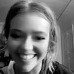 Jade Pettyjohn Instagram - Some Mac on my little outta tune piano