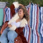 Jade Pettyjohn Instagram - Hardest and yet the greatest year of my life. This next year will be more beautiful. With more passion. More revelations. More barriers to overcome. More moments with you. Godspeed ‘22. Here’s to another passionate revolution around the sun 🫶🏻🪩