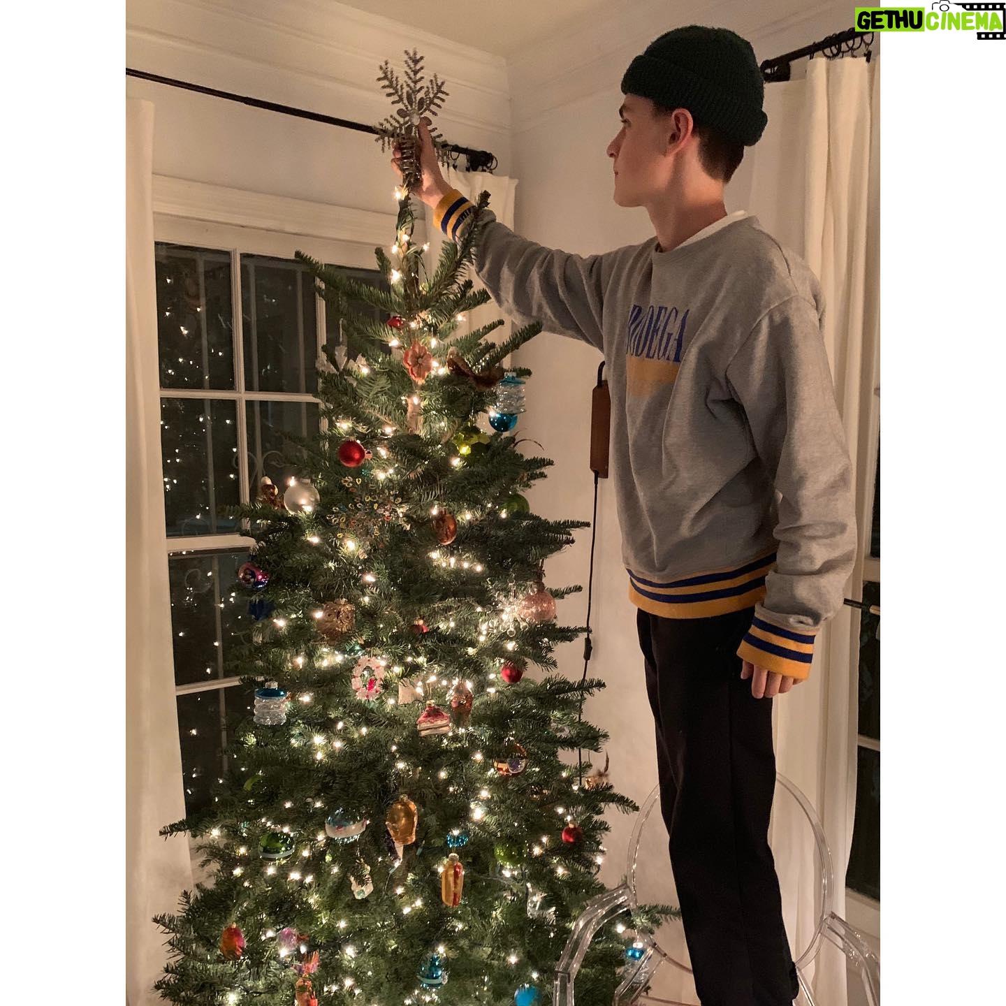 Jaeden Martell - 672.8K Likes - Holidays! š