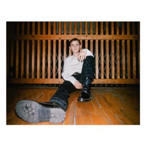 Jaeden Martell Instagram - Happy 10th anniversary @schonmagazine 🎂