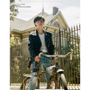 Jaeden Martell Instagram - Happy 10th anniversary @schonmagazine 🎂