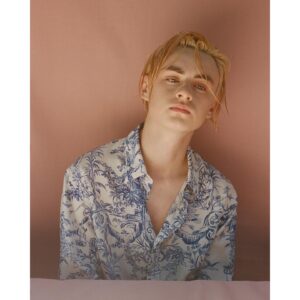 Jaeden Martell Instagram - Many thanks to @interviewmag and @chrisevans for chatting with me! photos-@danieljacklyons styling- @seanknight editor-@nickkharamis grooming- mom