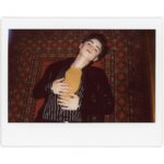 Jaeden Martell Instagram - Thank you @boysbygirls for the chat and these beautiful photos. Photography: @noagrayevsky fashion: @jamie__ortega grooming: @dan.drn interview: @amyjobreach