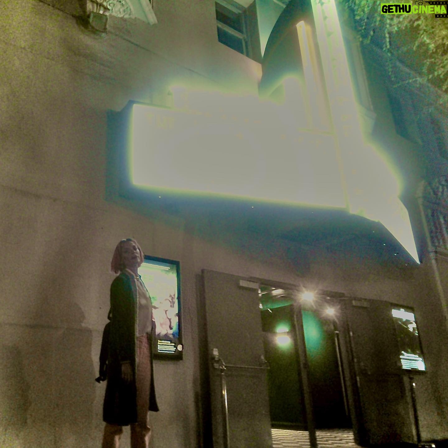 Jaime King Instagram - Last night we had the pleasure of attending opening night of the play "River Time" at the Lee Strasberg Theater. This play had me in tears. The performances were so beautiful and the story of this group of women and their friendship through good times, illnesses, betrayals, and life was so moving. If you have the chance, go and see this play it's truly beautiful. π