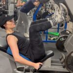 Jaimie Alexander Instagram - Progress. Added a back pad which helped me improve my range of motion (which had been limited due to an old injury). Will continue to improve my form (and did end up increasing to two 45lb weights from two 35lb weights) 🙌🏻🏋🏻‍♀️🥰 #Fitby40 🤪