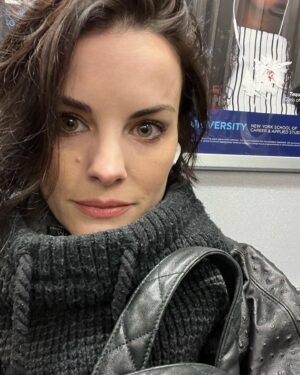 Jaimie Alexander Instagram - Accidental selfies pt 2 😂 which one is your favorite?! Btw, I have no idea wtf was happening in the second one or why I have a lazy eye🤷🏻‍♀️🥴🙌🏻 #selfie
