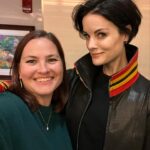 Jaimie Alexander Instagram - Such a fun night with my girl, @tcu8soccer 🏀 watching the @nyknicks kill it! Thank you @thegarden for having us! I’ve become obsessed 🤩 shoutout to my fave player @juliusrandle30 🙌🏻