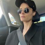 Jaimie Alexander Instagram - I’m far too pale for how hot it is outside. #nyc #summer #no