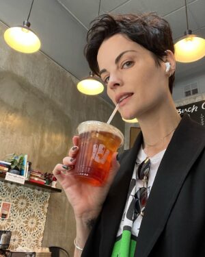 Jaimie Alexander Instagram - CAFFEINE 🙏🏻Birch on Church ☕️ @birchcoffee #churchst #tribeca #NYC #birchcoffee
