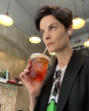 Jaimie Alexander Instagram - CAFFEINE 🙏🏻Birch on Church ☕️ @birchcoffee #churchst #tribeca #NYC #birchcoffee