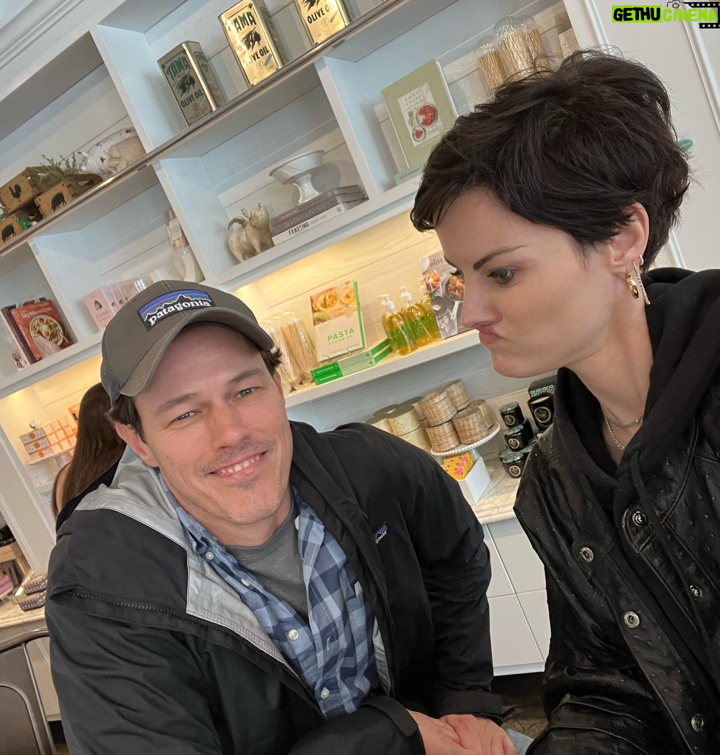 Jaimie Alexander Instagram - We have fun 😂 21 years of friendship 🙌🏻 @bishopgregg