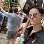 Jaimie Alexander Instagram - These volunteers! These union members!!! Happy Monday 👊🏻 #sagaftra #sagaftrastrong #wgastrong #wga #strike #nyc