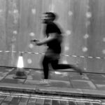 Jake Gyllenhaal Instagram - 🏃🏻📞