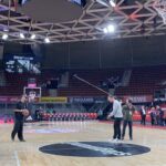 Jamal Musiala Instagram - Courtside 🏀 @fcbayernbasketball