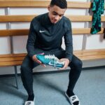 Jamal Musiala Instagram – Introducing the new 𝐍𝐢𝐤𝐞 𝐓𝐢𝐞𝐦𝐩𝐨 𝐄𝐦𝐞𝐫𝐚𝐥𝐝 – crafted over 30 years for your next touch.

For Maestros like @jamalmusiala10 that dictate the tempo of the game. 

Featuring: 
🤌 𝐒𝐮𝐩𝐞𝐫-𝐬𝐨𝐟𝐭 𝐅𝐥𝐲𝐓𝐨𝐮𝐜𝐡 𝐏𝐥𝐮𝐬 — an engineered leather that brings you even closer to the ball. 
🌦️ 𝐀𝐥𝐥 𝐂𝐨𝐧𝐝𝐢𝐭𝐢𝐨𝐧𝐬 𝐂𝐨𝐧𝐭𝐫𝐨𝐥 now absorbing less water than traditional leather. 

Coming April 18th.

#NikeFootball

📸 @11teamsports