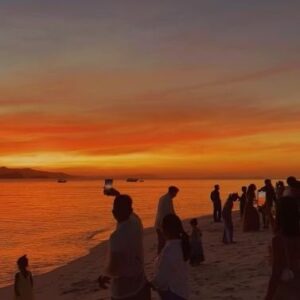 James Reid Instagram - Must be magic 

#LauMiLongTime