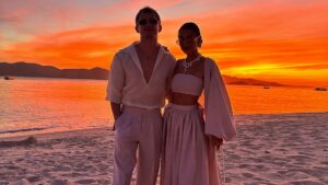 James Reid Instagram - Must be magic 

#LauMiLongTime