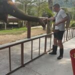 Jamie Carragher Instagram – Never work with animals 😩
#thailand #elephant