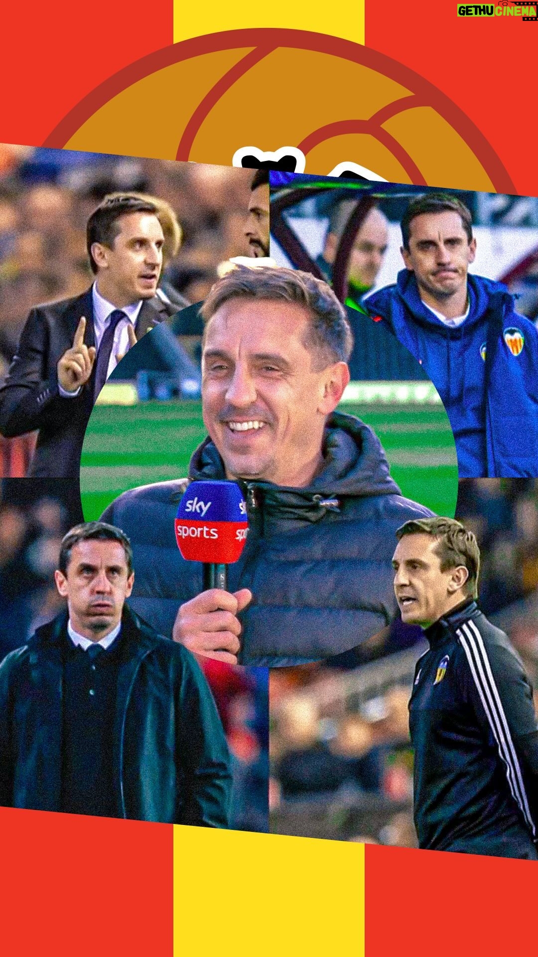 Jamie Carragher - 27.3K Likes - “I tried absolutely EVERYTHING!” @gneville2 and @23_carra looking back at the former Valencia boss’ touchline outfit choices is an absolute must-watch 😂🍿