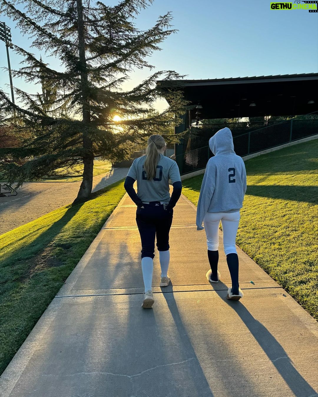 Jamie Lynn Spears Instagram - weekend @ the farm π©πΌβπΎπΎ Stanford University