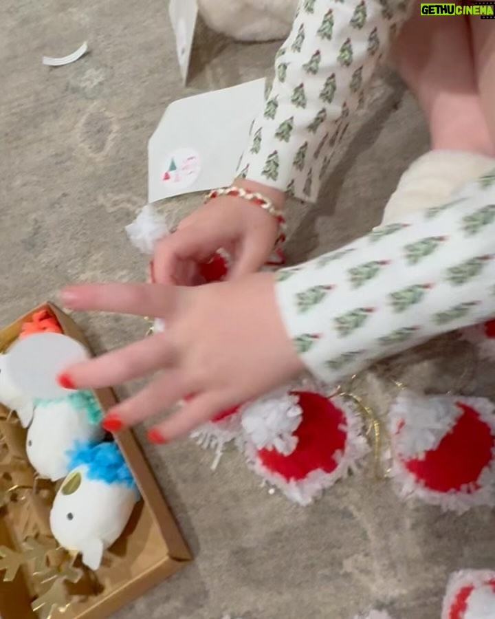 Jamie Lynn Spears Instagram - holiday tings