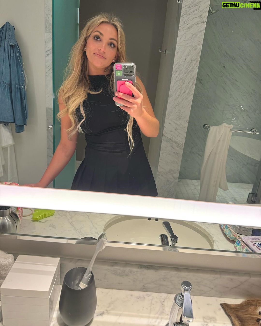 Jamie Lynn Spears Instagram - holiday tings