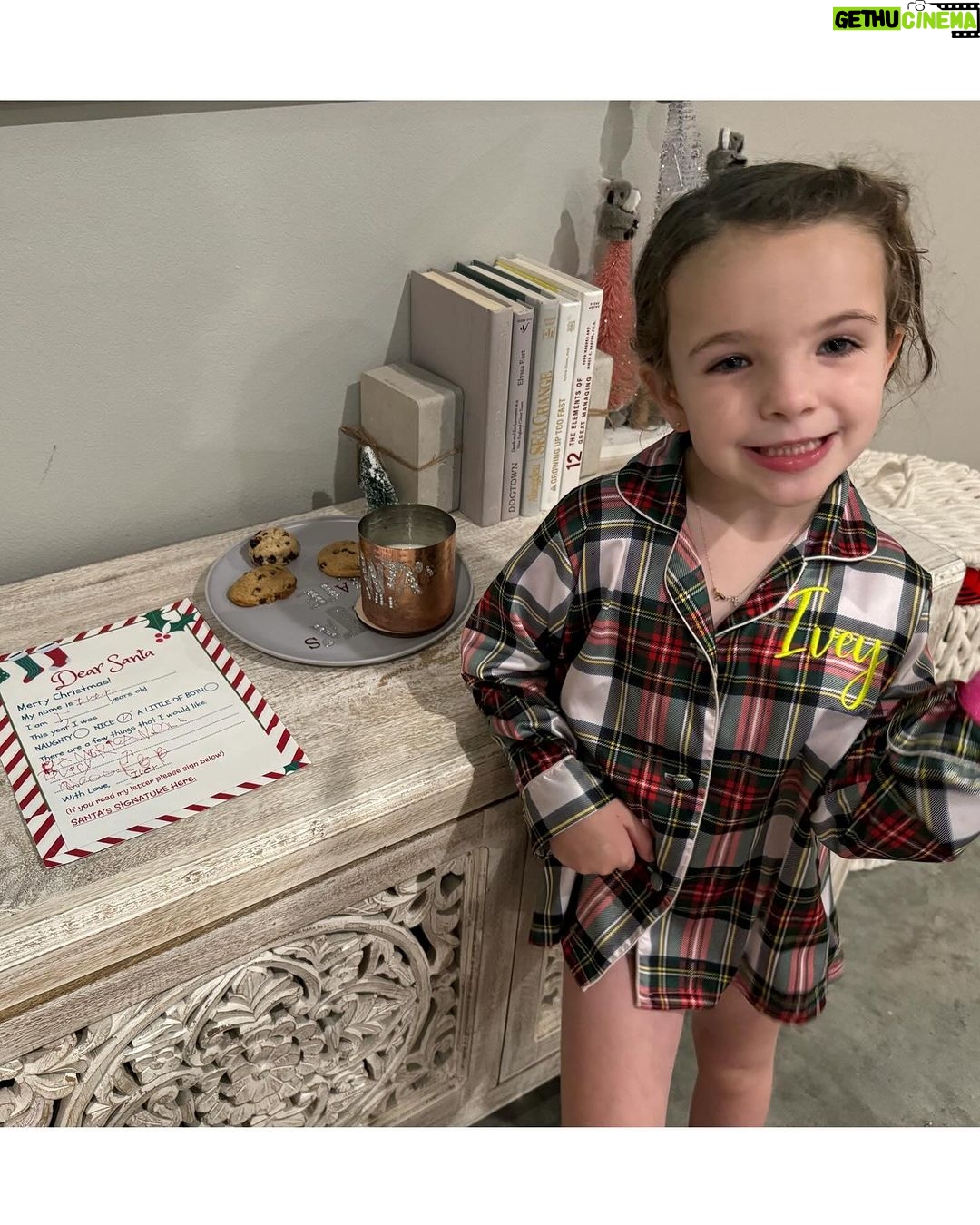 Jamie Lynn Spears Instagram - MERRY CHRISTMAS✝️🎅🏼🎄🎁