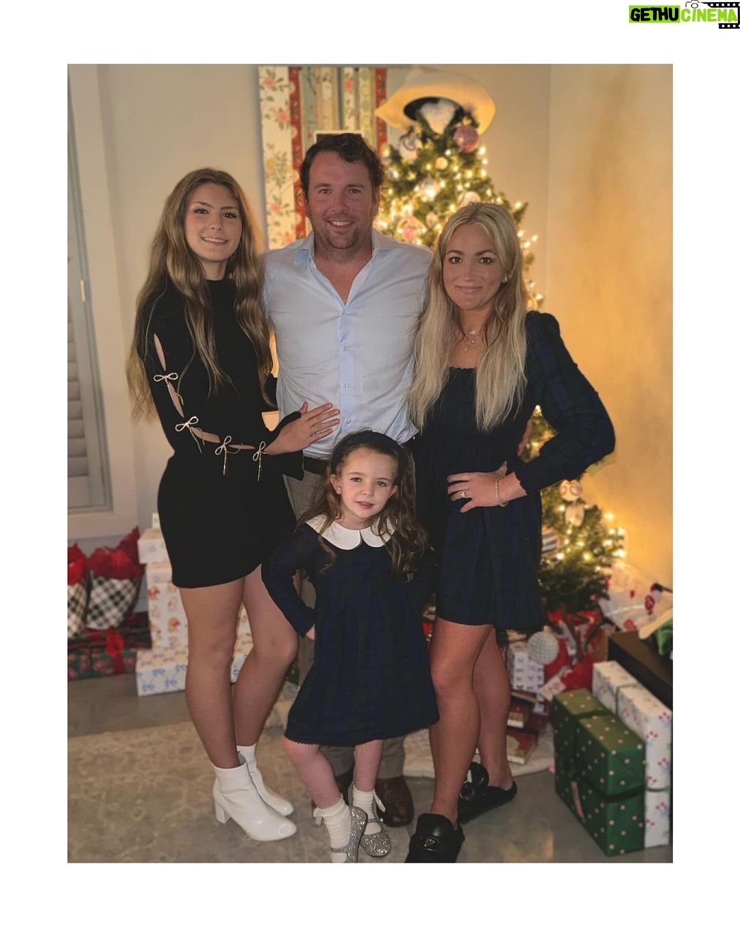 Jamie Lynn Spears Instagram - MERRY CHRISTMAS✝️🎅🏼🎄🎁