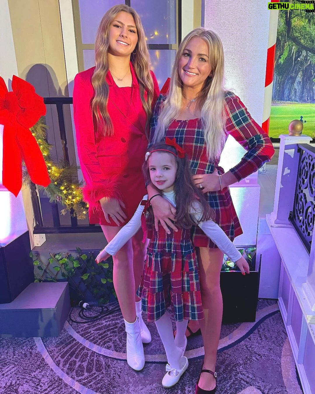Jamie Lynn Spears Instagram - teddy tradition π§Έπ
πΌπ The Roosevelt New Orleans, a Waldorf Astoria Hotel