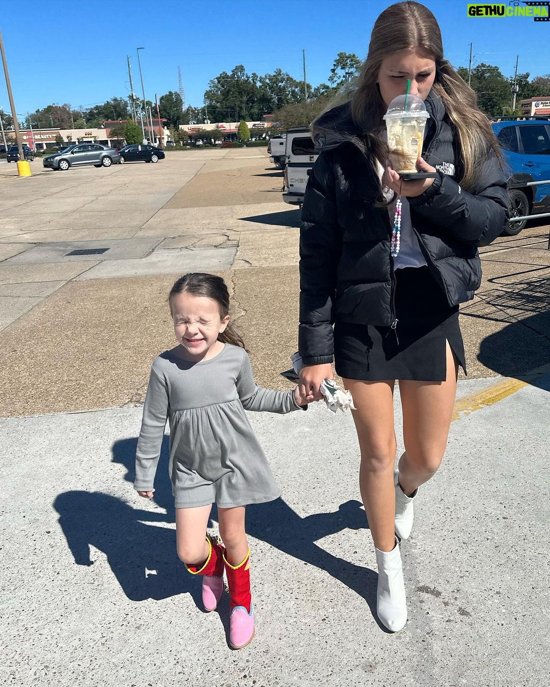 Jamie Lynn Spears Instagram - π©βπ¦³ππΌββοΈπ€ΉββοΈπ―ββοΈπΈπΌ