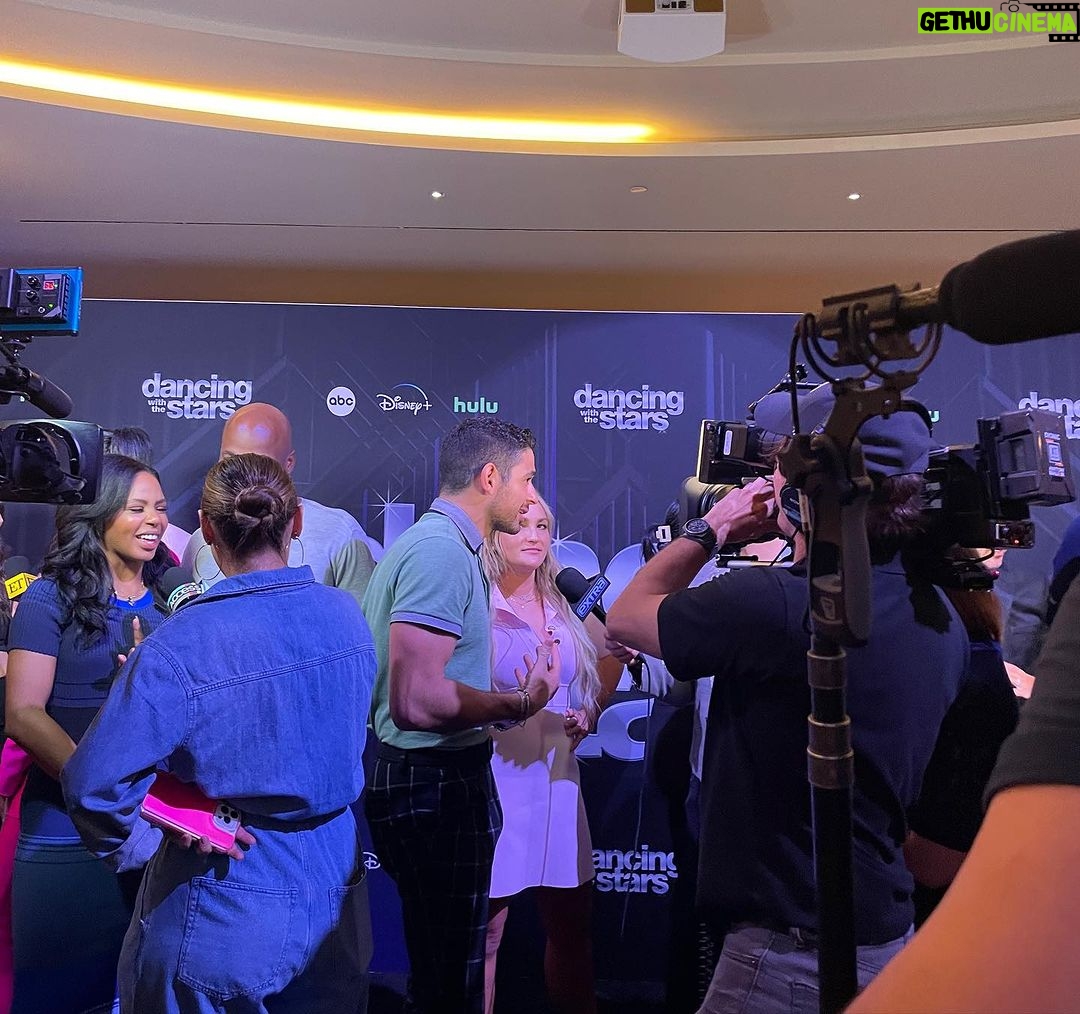 Jamie Lynn Spears Instagram - Alan, you’re the absolute best friend and partner that anyone could ever ask for. I got to raise some money for my #SAGAFTRA community and meet some of the most amazing ppl, and That’s a win by all accounts in what I set out to do. Softball moms are hot🥎🔥💃🏼 Yalllllll, I promise I hear and see all the many wonderfully passionate ppl who are not happy with the way things fell tonight, and i appreciate the tremendous amount love and support, but this was an amazing experience, and I’m very happy to have been apart of it, and soooo excited to see all the fabulous contestants and their partners continue to KILL it each week!!!!!
