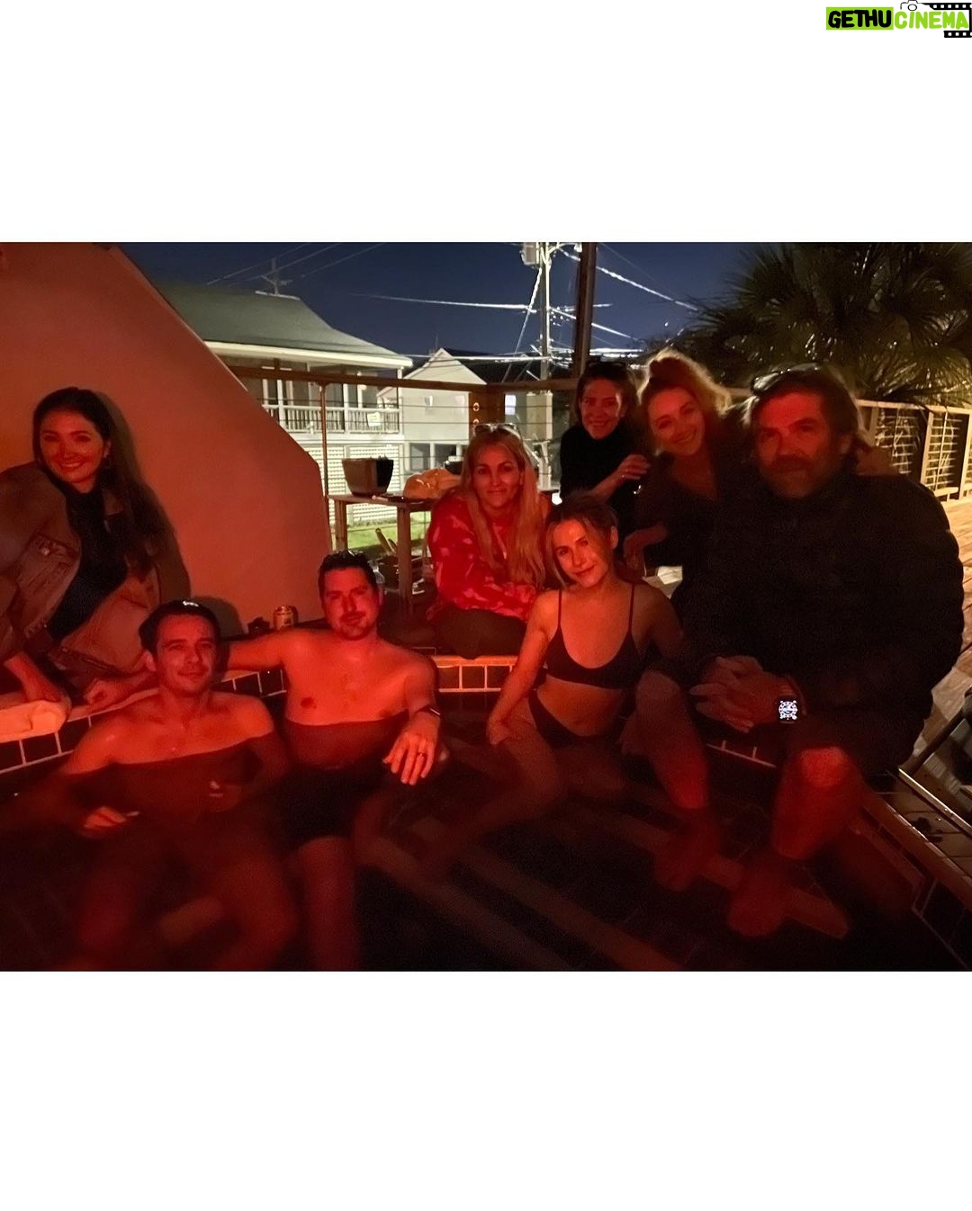 Jamie Lynn Spears Instagram - Only thing we loved more then our time in North Carolina was getting to know and love the people who make it so special 💜💕 Wilmington, North Carolina