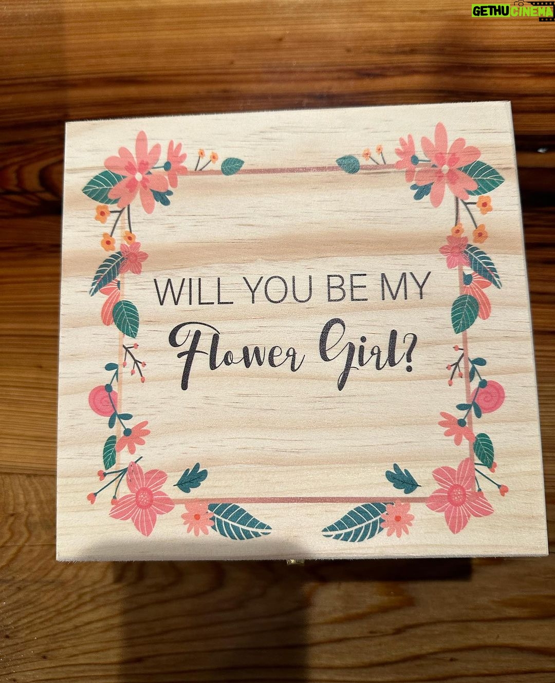 Jamie Lynn Spears Instagram - Hopefully, I am a much better maid of honor in real life, then I am on screen๐ฐ๐ผโโ๏ธ๐ Let the shenanigans begin๐ฏโโ๏ธ๐๐ผ