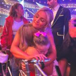 Jamie Lynn Spears Instagram - big THANKS to all those who work so incredibly hard to put on such massively hard production like this, yet still manage to make it so wonderful, even when you’re so nervous ya need to vomit💃🏼 huge THANK YOU to all my friends, family, and fans for the unbelievable support and VOTES for us last night! I’m honored to have this incredible experience, and be able to use it as an opportunity to give back to my #SAG community who can not work as we continue to fight the good fight🖤💛 love y’all. thank y’all.