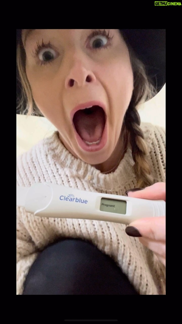 Jamie Otis Instagram - On January 25th my kids kept rubbing my belly saying “you have a baby in your belly!” I thought it was cute.🥰 Never in my wildest dreams did I think there was actually a baby growing in there….😱👏🥳🤰✨👶 On February 4th we had just gotten home from taking our daughter to Orlando for her dance performance. I fell asleep in the car and my breasts were sore. I tried not to “over think” the symptoms I was having bc I’d had them before and wasn’t pregnant. We had been trying to conceive for years. I was so sick of getting my hopes up just to be let down.😏 I was trying not to test before my missed period bc it’s kinda torture seeing negative after negative when you’re trying to conceive. But I just told myself I’d only take one test just to see if MAYBE there’d be a line.🤪😅 As the urine ran through the test I about had a heart attack! UNBELIEVABLE!!! I saw the faintest line!!! I broke my promise to myself and grabbed a digital test. Those bad boys are so expensive so I was trying to use them sparingly but I just HAD to know!😆😂 I absolutely *lost* it when i saw the word “PREGNANT” …if you want to see the whole, raw video it’s on our YouTube page Hanging With the Hehner’s.🥰 I’m so excited & feel beyond BLESSED that I get to be pregnant again. We can’t wait to find out the gender so we can start planning names, color schemes, the nursery & all the fun stuff.🤰👶✨ I’ve gotta start planning a gender reveal party asap! I wanna know if it’s a boy or girl so bad!! 🙏😝 … do you have any guesses?!? I’m truly clueless but my kids think girl and my hubby thinks boy. I’ll take whatever God wants to give me as long as it’s HEALTHY!🙏💕🤰✨ #pregnancy #pregnancyannouncement