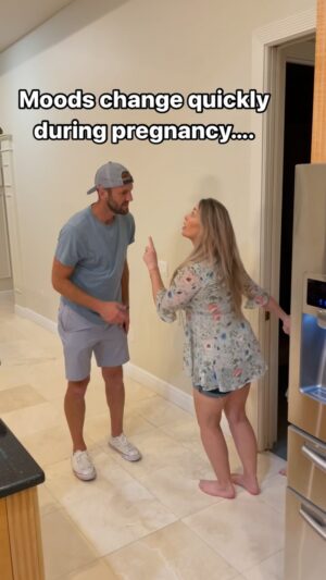 Jamie Otis Instagram - I will never know what it’s like to be pregnant, or grow twins inside of me, but I do see the toll it takes on Jamie.  After going through multiple pregnancies, I’ve learned that on any given day, you need to be prepared to take over completely.  Let her know she never has to apologize or justify needing to sleep a little longer, or asking me to get random things or specific foods, or saying you need alone time. 

Jamie, you are beautiful, and strong, and have taken care of all of us!  The kids and I are more than happy to take care of you with whatever you need, whenever you need it, no matter what it is….because you are amazing!

#pregnant #twinpregnancy #marriedlife #dadlife #momlife #parenting #positivevibes #smilemore #dadsofinstagram #pregnancy #twins #family #together #happy #blessed