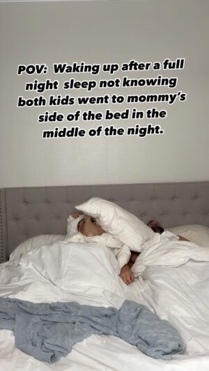 Jamie Otis Instagram - I think the kids finally caught on….when they go to dad’s side of the bed they get brought back to their room. 😄

When they go to moms side they get cuddled, and eventually get to push dad all the way to the edge of the bed 🤷🏼‍♂️❤️

Can’t imagine 4 kids climbing in bed….but secretly kind of excited for it 😉 😁 🙏🏻

#dadlife #momlife #parenting #sleep #dadsofinstagram #toddlerlife #happy #marriedlife #smilemore #positivevibes